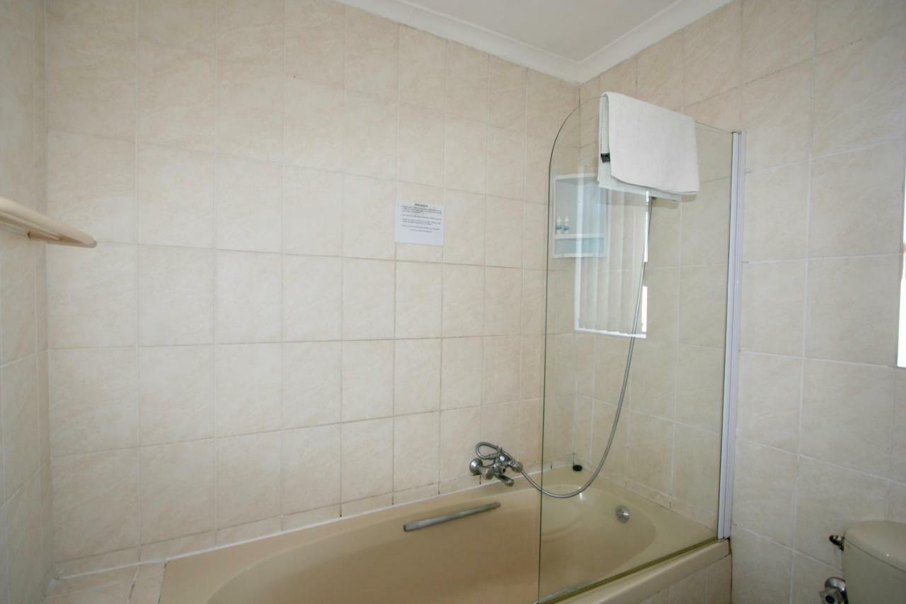 Clouds Guest House Durbanville Exterior photo
