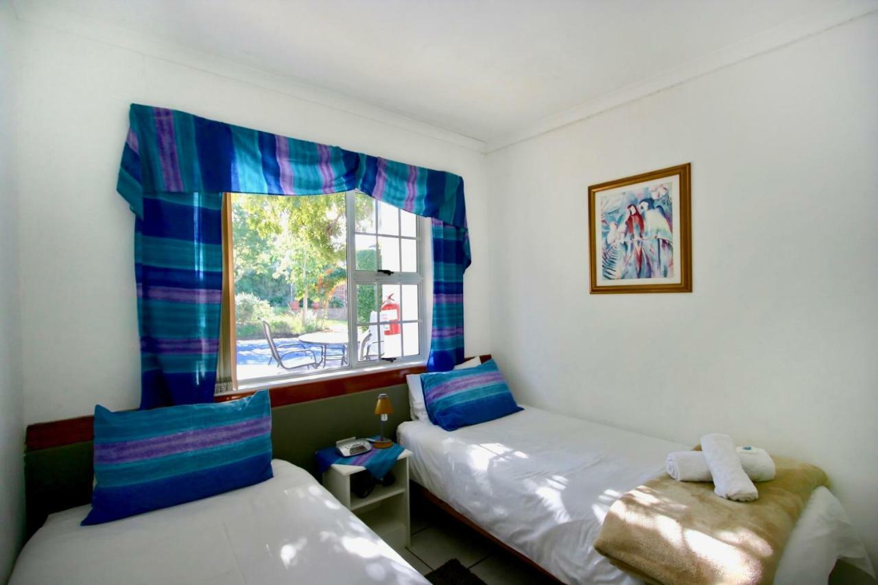 Clouds Guest House Durbanville Exterior photo
