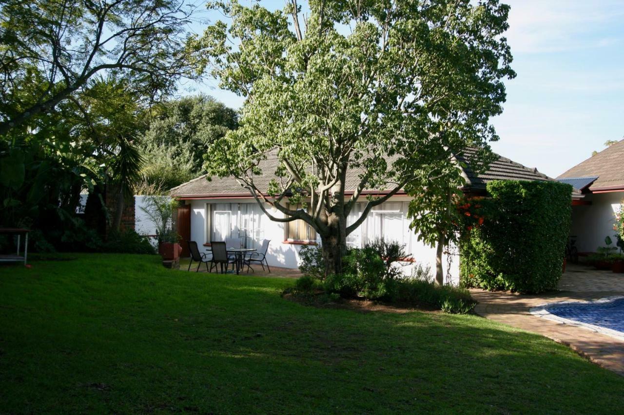 Clouds Guest House Durbanville Exterior photo